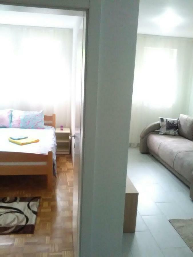 Apartman Jevtic 1 Gornja Toplica 외부 사진