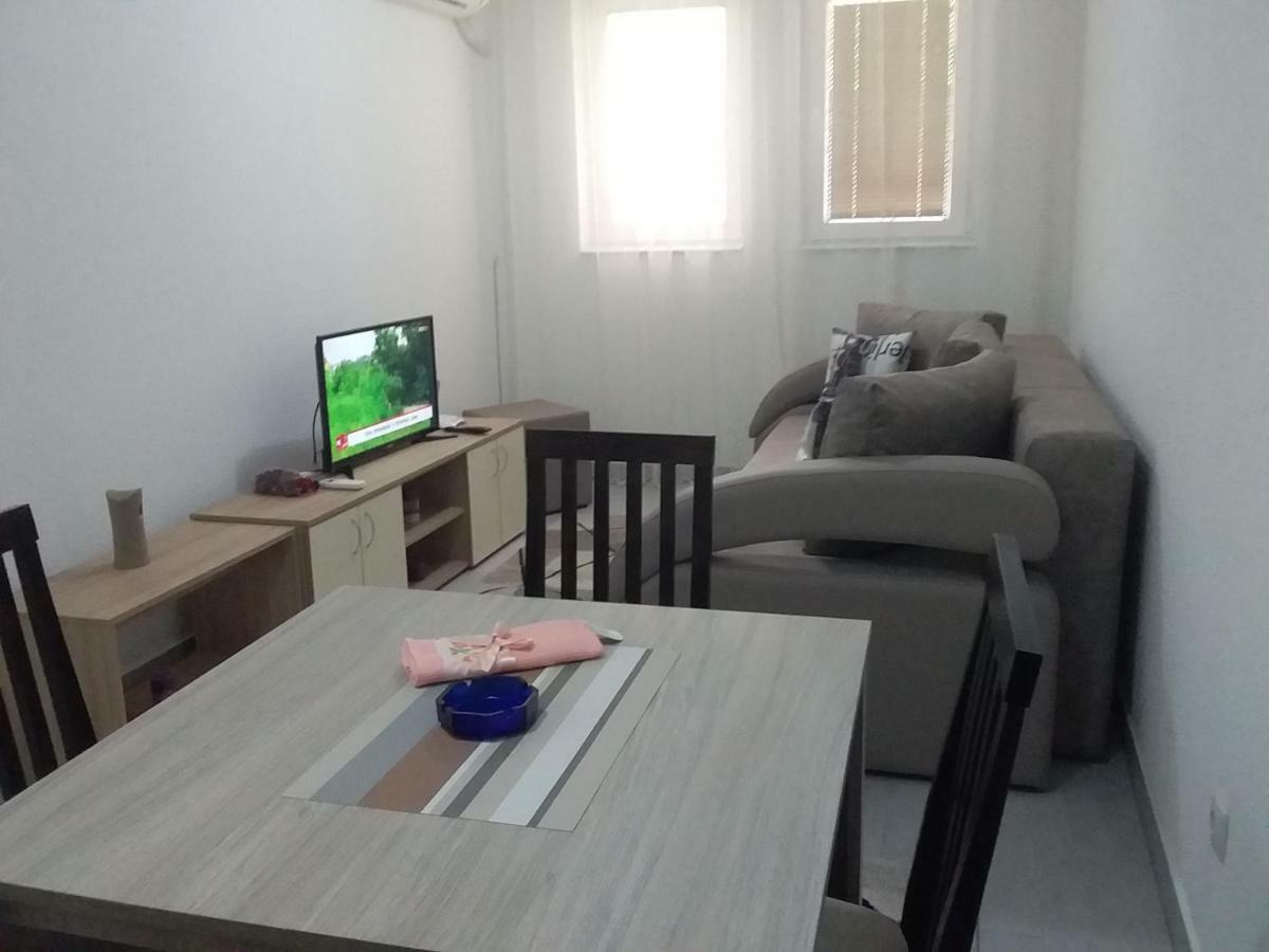 Apartman Jevtic 1 Gornja Toplica 외부 사진