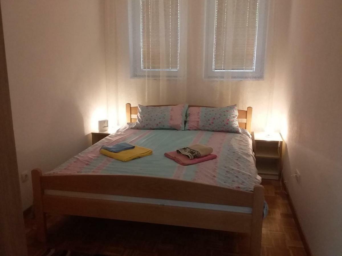 Apartman Jevtic 1 Gornja Toplica 외부 사진